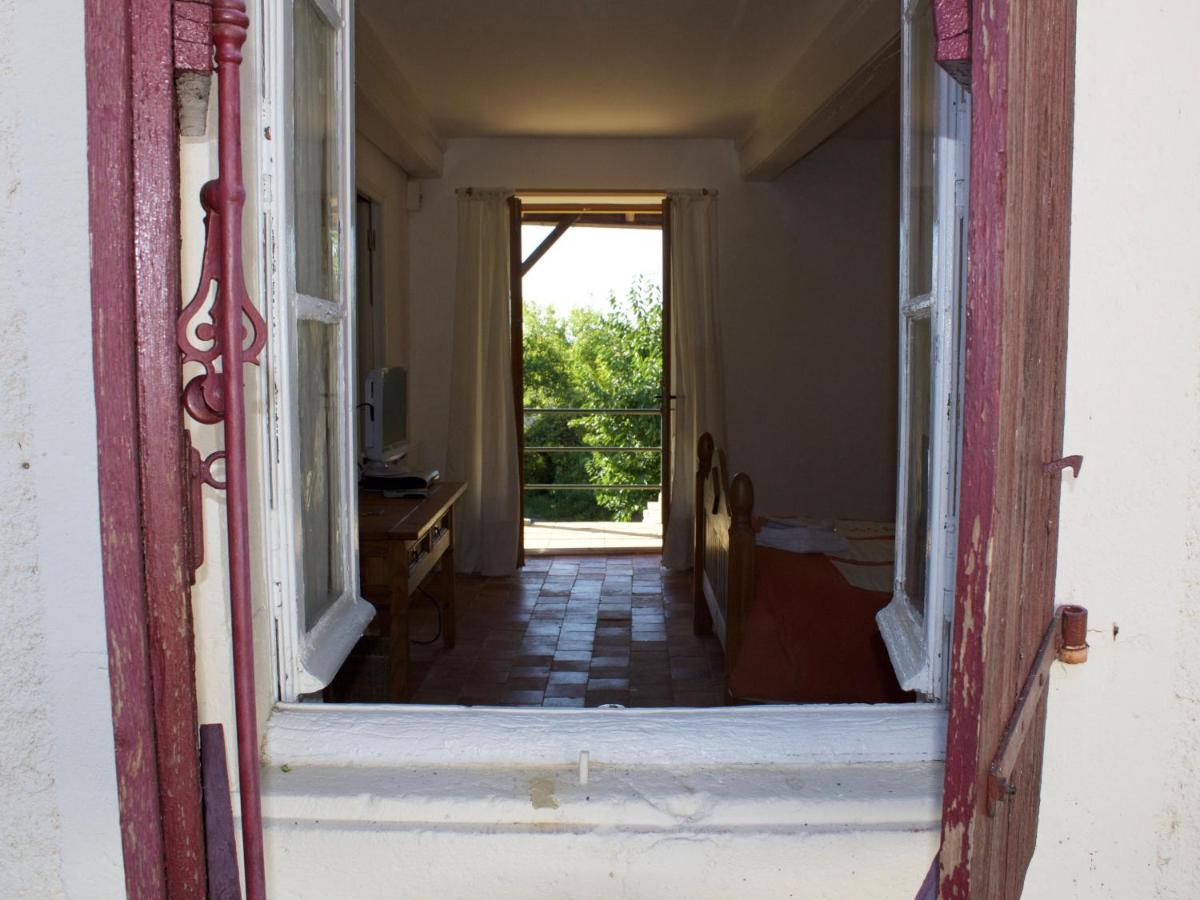 Bed and Breakfast Ancienne Ecole Cazaux-Villecomtal Exterior foto